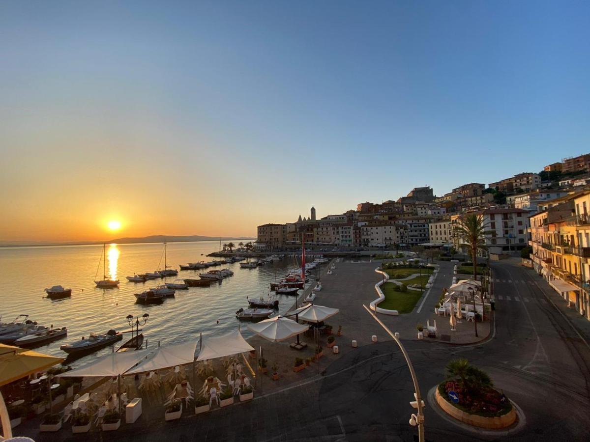 Appartement Casa Sul Porto Vista Mozzafiato à Porto Santo Stefano  Extérieur photo