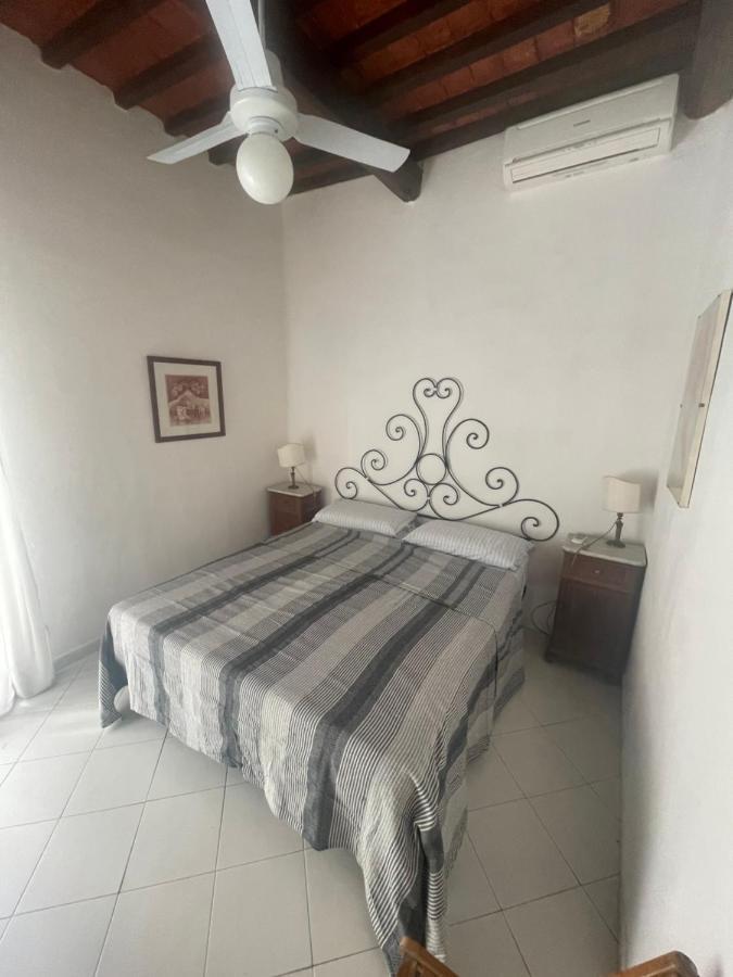 Appartement Casa Sul Porto Vista Mozzafiato à Porto Santo Stefano  Extérieur photo